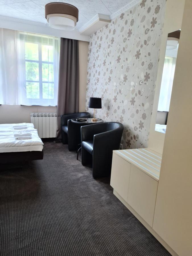 Hotel Kolorowa Карпач Экстерьер фото